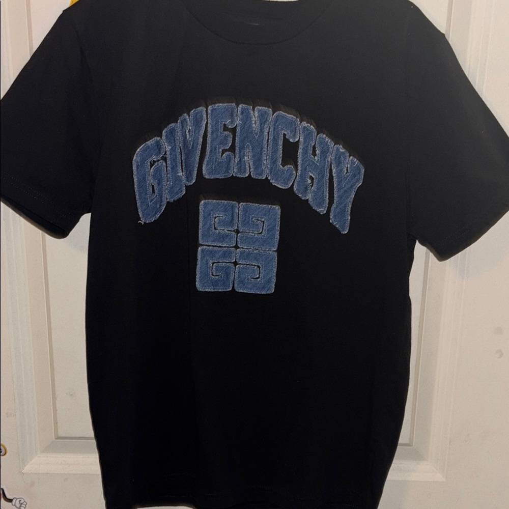 ✨Givenchy Black Tee with Blue Embroidery💯